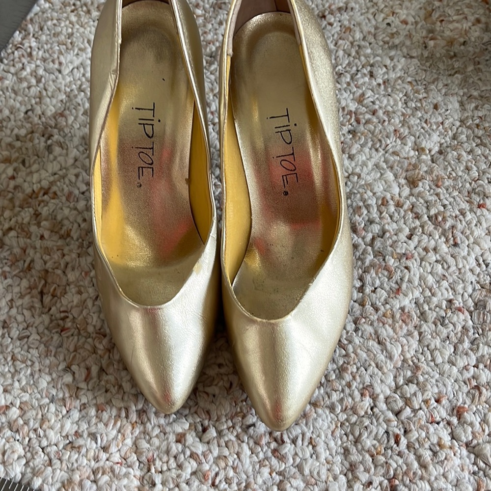 TipToe 4 Inch Gold High Heels